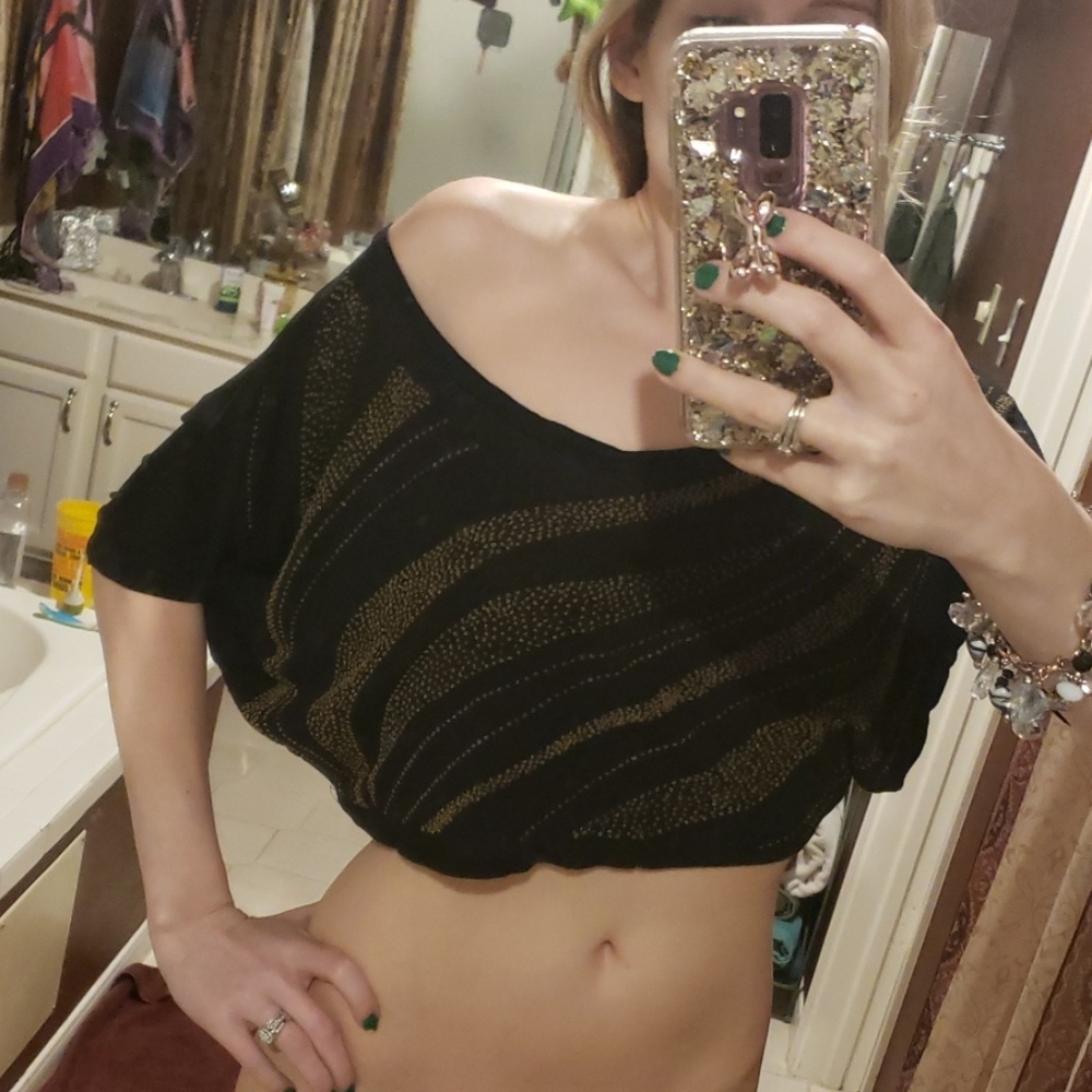 Hiatus Crop Top